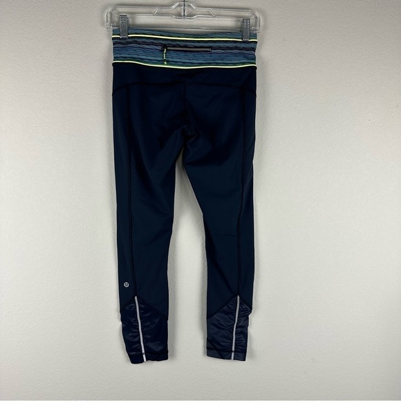 Lululemon Inkwell Blue Pace Queen Luxtreme Athletic Athleisure Tights Size 4 - Picture 3 of 7